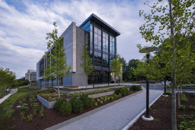 Loyola University Maryland in the US launches new academic building